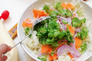نحوه ی درست کردن سالاد ژاپنی
