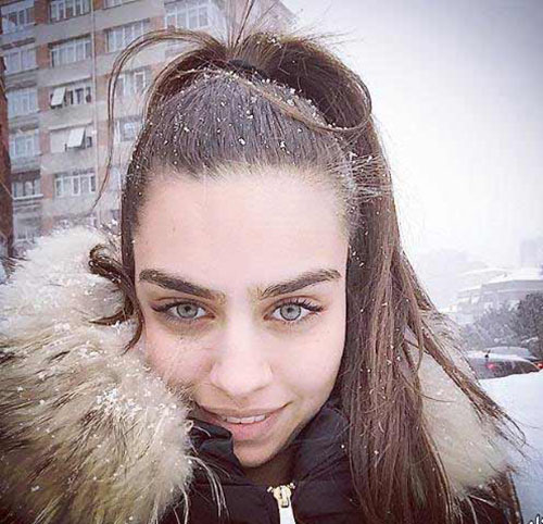 بیوگرافی و عکسهای امینه گولشی بازیگر نقش نور