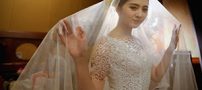 یک عروس بدون حضور داماد در جشن عروسیش شرکت کرد