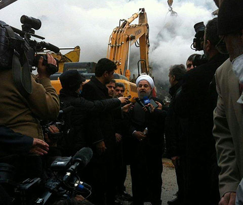بازدید حسن روحانی از ساختمان فروریخته پلاسکو +تصاویر