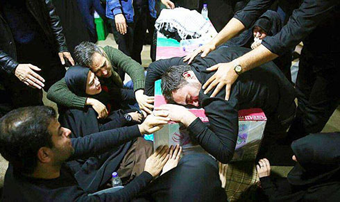 تصاویر وداع با شهدای آتش نشان در معراج شهدا تصاویر وداع با شهدای آتش نشان در معراج شهدا