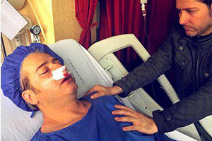 عمل جراحی خواننده معروف ایرانی در بیمارستان (عکس)