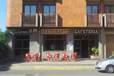 نقره داغ صاحب رستوران بخاطر فرار دسته جمعی مشتریان (عکس)