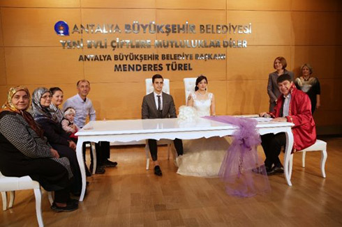 تصاویر ازدواج ملی پوش ایرانی با ورزشکار المپیکی ترکیه