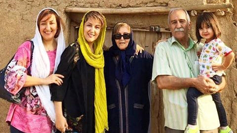 تصاویر بازیگران و چهره ها با پدر و مادرشان تصاویر بازیگران و چهره ها با پدر و مادرشان