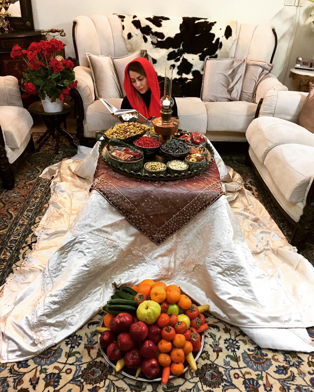 عکسهای جالب بازیگران در شب یلدا