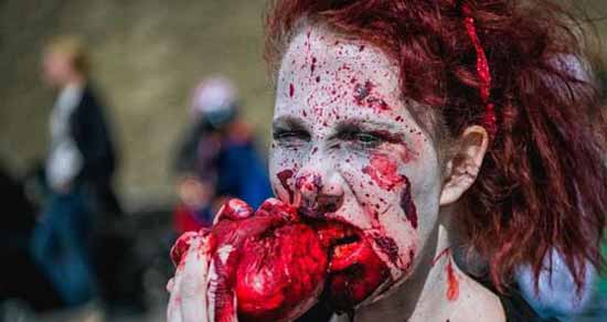 هجوم زامبی های ترسناک در شهر سوئد (عکس18+)