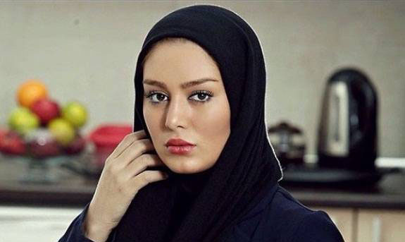 مزاحمت این پسر و کتک خوردنش از سحر قریشی مزاحمت این پسر و کتک خوردنش از سحر قریشی
