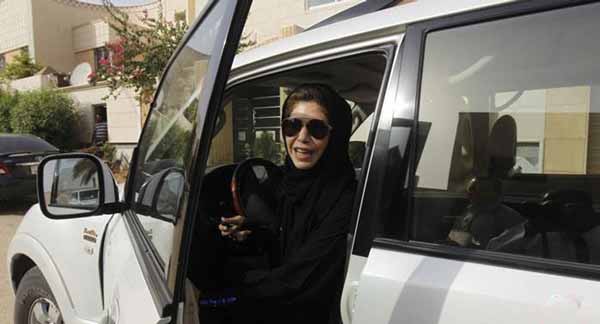 رانندگی و مدل ماشین های دختران عربستانی (عکس) رانندگی و مدل ماشین های دختران عربستانی (عکس)
