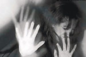 تجاوز بی رحمانه پسرک به زن همسایه (عکس)