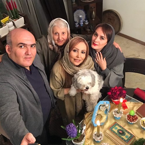 عکسهای سفره هفت سین بازیگران و چهره های مشهور در ۹۷ عکسهای سفره هفت سین بازیگران و چهره های مشهور در ۹۷