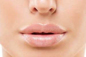 لب های خود را اینگونه برجسته کنید