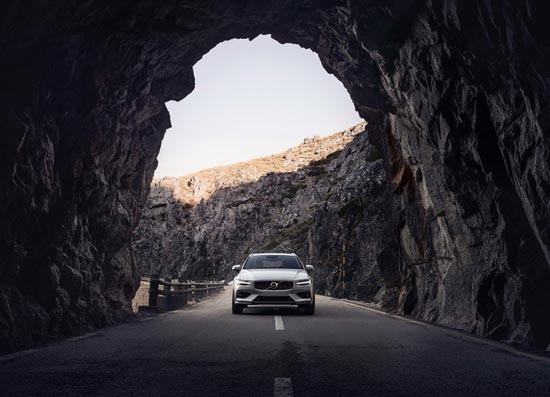 رونمایی از جدیدترین مدل ولوو v60 کراس کانتری (عکس)