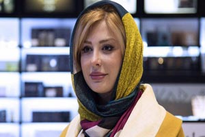 اقدام عجیب نیوشا ضیغمی در تیم فوتبال مردان | تصاویر پرحاشیه