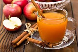 دمنوش سیب و دارچین مفیدترین نوشیدنی پاییزی