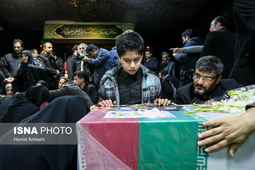 تصاویر وداع با شهدای آتش نشان در معراج شهدا تصاویر وداع با شهدای آتش نشان در معراج شهدا