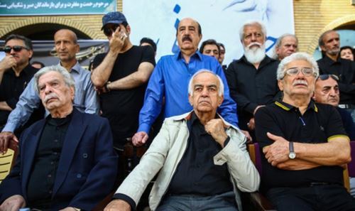 چهره های معروف در مراسم خاکسپاری حسین عرفانی چهره های معروف در مراسم خاکسپاری حسین عرفانی
