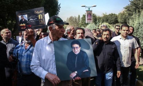 چهره های معروف در مراسم خاکسپاری حسین عرفانی چهره های معروف در مراسم خاکسپاری حسین عرفانی