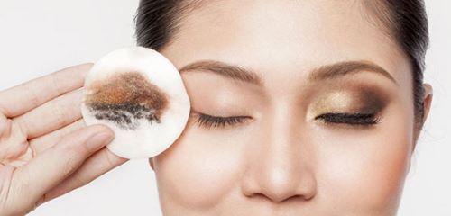 آموزش آرایش چشم با لنز رنگی | کارهای اساسی آرایش چشم