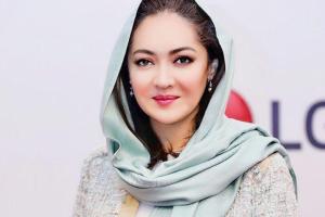 عکس سلفی نیکی کریمی در سن 47 سالگی