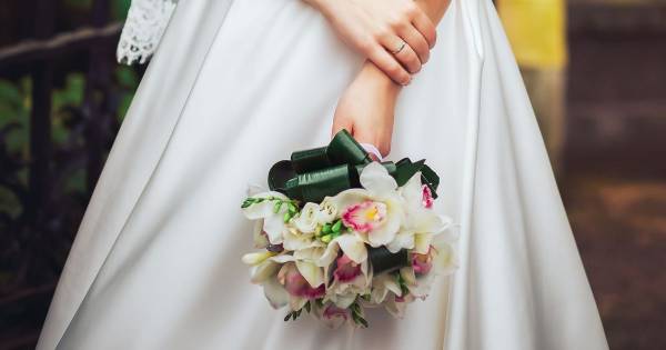 کار عجیب این عروس عصبانی و جدی با ساقدوشش کار عجیب این عروس عصبانی و جدی با ساقدوشش