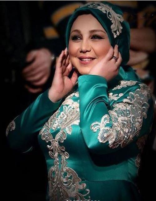 عکس هایی از مدل مانتو و استایل جنجالی بهنوش بختیاری عکس هایی از مدل مانتو و استایل جنجالی بهنوش بختیاری