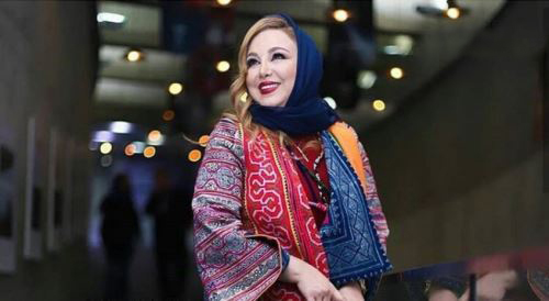 عکس هایی از مدل مانتو و استایل جنجالی بهنوش بختیاری عکس هایی از مدل مانتو و استایل جنجالی بهنوش بختیاری