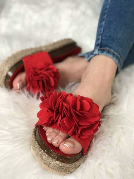 مدل های بسیار شیک و جدید صندل بهاری مدل های بسیار شیک و جدید صندل بهاری