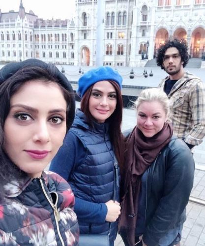 تصاویر جدید بازیگران با عاشقانه نرگس محمدی و همسرش تصاویر جدید بازیگران با عاشقانه نرگس محمدی و همسرش