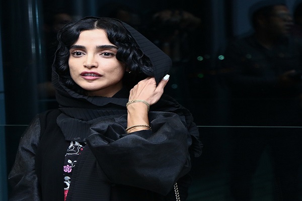 تیپ بازیگران در اکران خصوصی «کروکودیل» تیپ بازیگران در اکران خصوصی «کروکودیل»