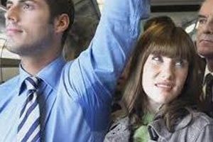 تاثیر عجیب بوی عرق اقایان بر روی خانم ها