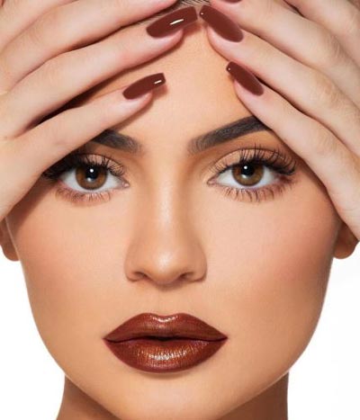 عکس هایی از کایلی جنر ثروتمندترین دختر دنیا (بیوگرافی) عکس هایی از کایلی جنر ثروتمندترین دختر دنیا (بیوگرافی)