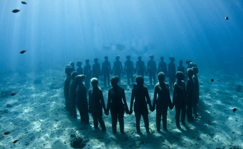 عکس هایی از شگفت انگیزترین موزه در زیر آب