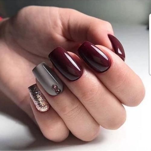 50 عکس طراحی ناخن ساده و شیک 2020