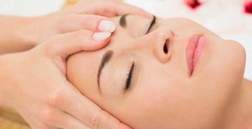 روش ماساژ ژاپنی شیاتسو برای سفت و جوان سازی پوست (عکس)