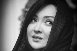 عکس بی حجاب مادر نیکی کریمی پخش شد (عکس)