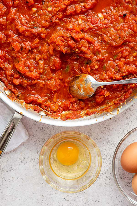 طرز تهیه غذای ارزان و آسان شکشوکه (عکس)