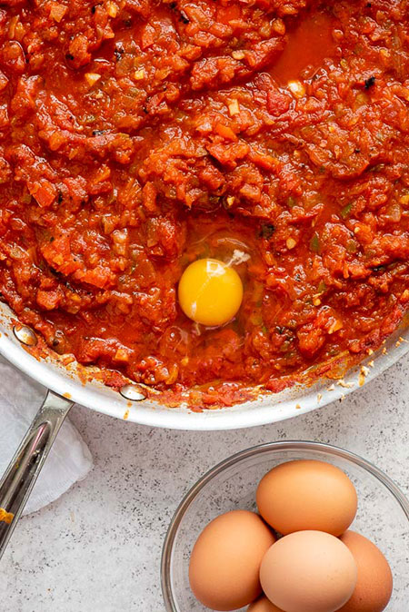 طرز تهیه غذای ارزان و آسان شکشوکه (عکس)