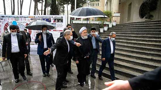 از سخنرانی رئیس جمهور در باران و خیس شدن هیات دولت تا مارک ایتالیایی لباس رئیس جمهور