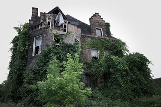 خانه های مرموزی که ارواح در آن دیده شده + عکس 18+