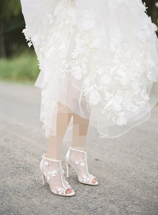 مدل های زیبا و لاکچری کفش سفید مخصوص عروس