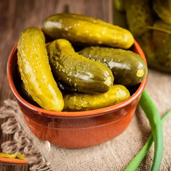 روش تهیه خیار شور خانگی با ترفند های ساده روش تهیه خیار شور خانگی با ترفند های ساده