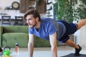 همه چیز درباره ارتباط ریزش مو با ورزش