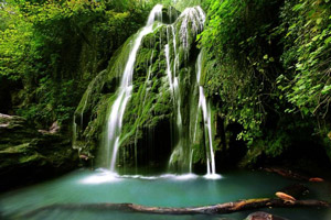 سفر به آبشارهای مازندران؛ فرصتی برای داشتن یک روز پر خاطره