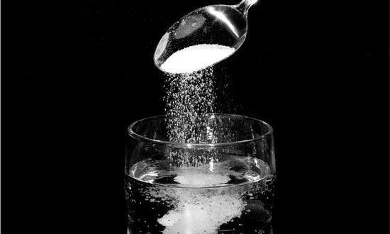 خواص عالی آب نمک برای پاکسازی ریه و روده
