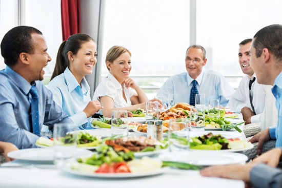 آیا میدانید در جواب "نوش جان"باید چه بگویید؟ آیا میدانید در جواب "نوش جان"باید چه بگویید؟