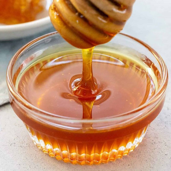 تست عسل طبیعی و عسل تقلبی با آب تست عسل طبیعی و عسل تقلبی با آب