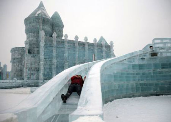 عکس های جالب و دیدنی از ساختمان های یخی و شگفت انگیز در چین