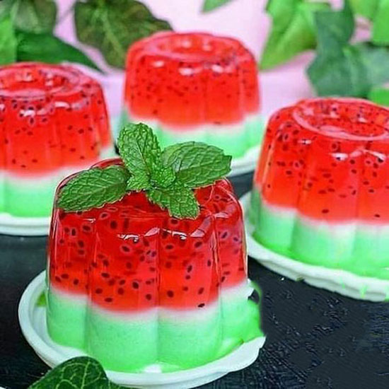 عکس تزیین ژله شب یلدا | زیباترین مدل های تزیین ژله برای شب یلدا 1400 عکس تزیین ژله شب یلدا | زیباترین مدل های تزیین ژله برای شب یلدا 1400