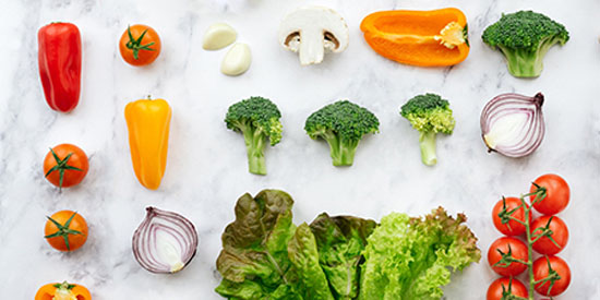 سبزیجات کم کربوهیدرات مخصوص کاهش وزن + جدول میزان کالری سبزیجات